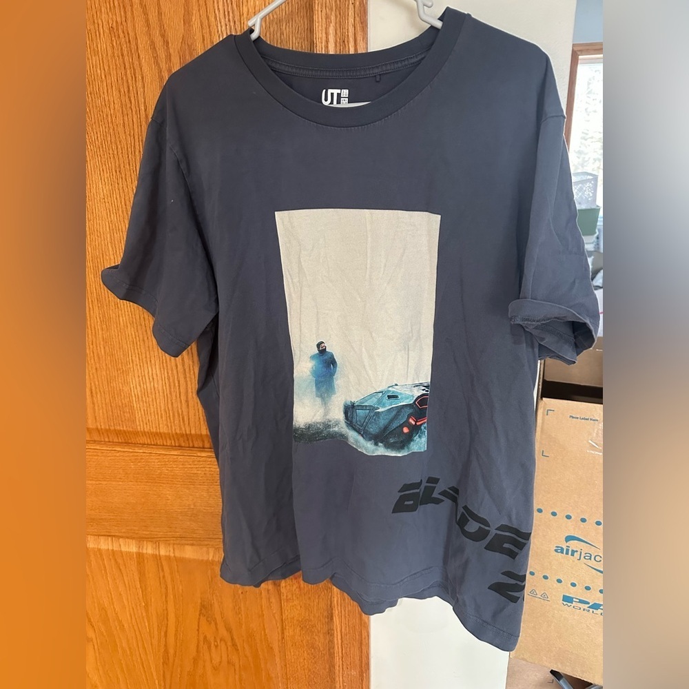 Uniqlo Graphic Tee - Dark Blue